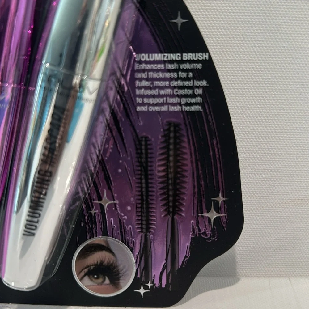 NWT Velavi Studio Ready Lengthening & Volumizing Mascara for fuller/longer Lash.
